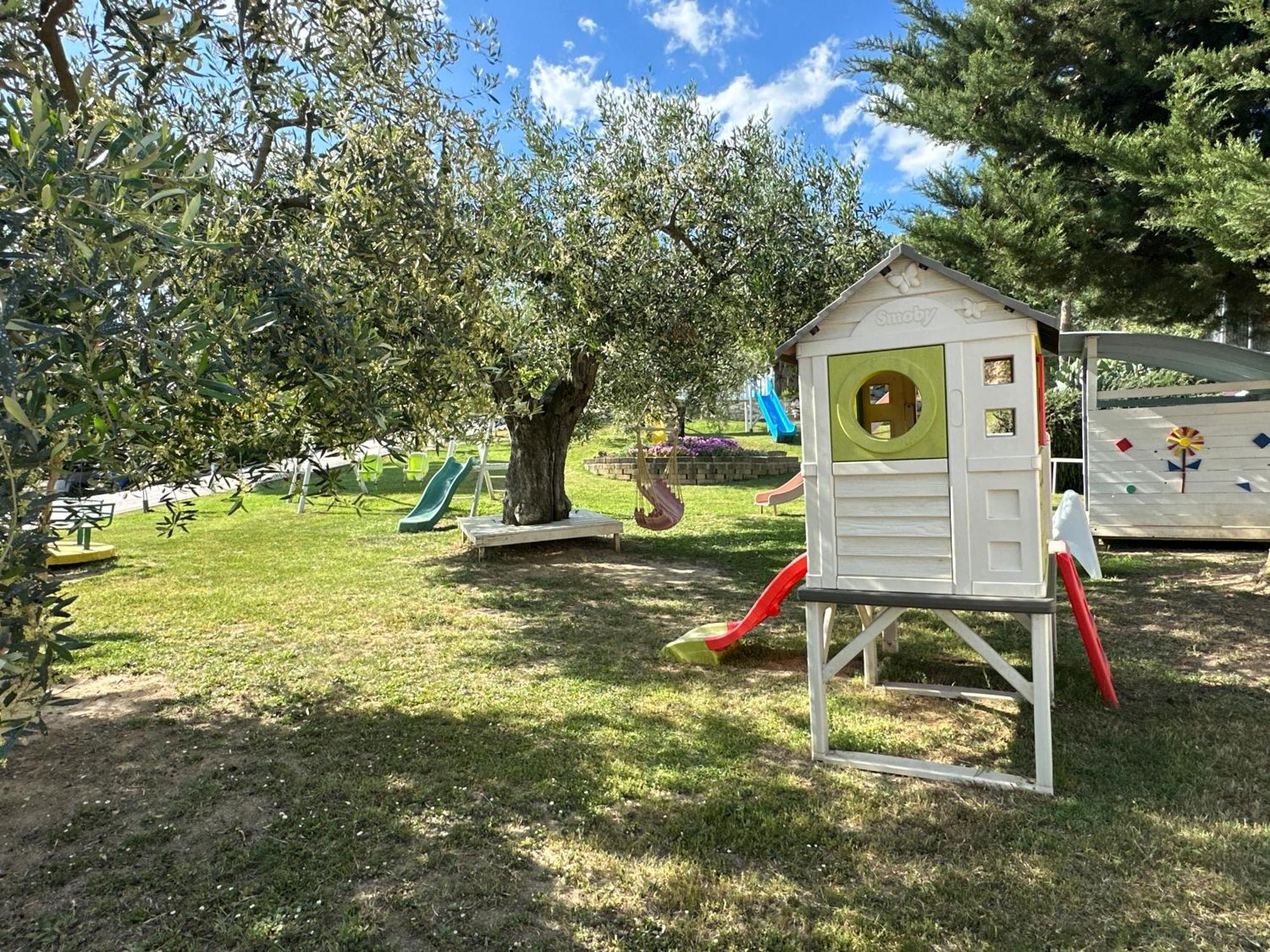 Agriturismo Case Al Sole 로레토 외부 사진