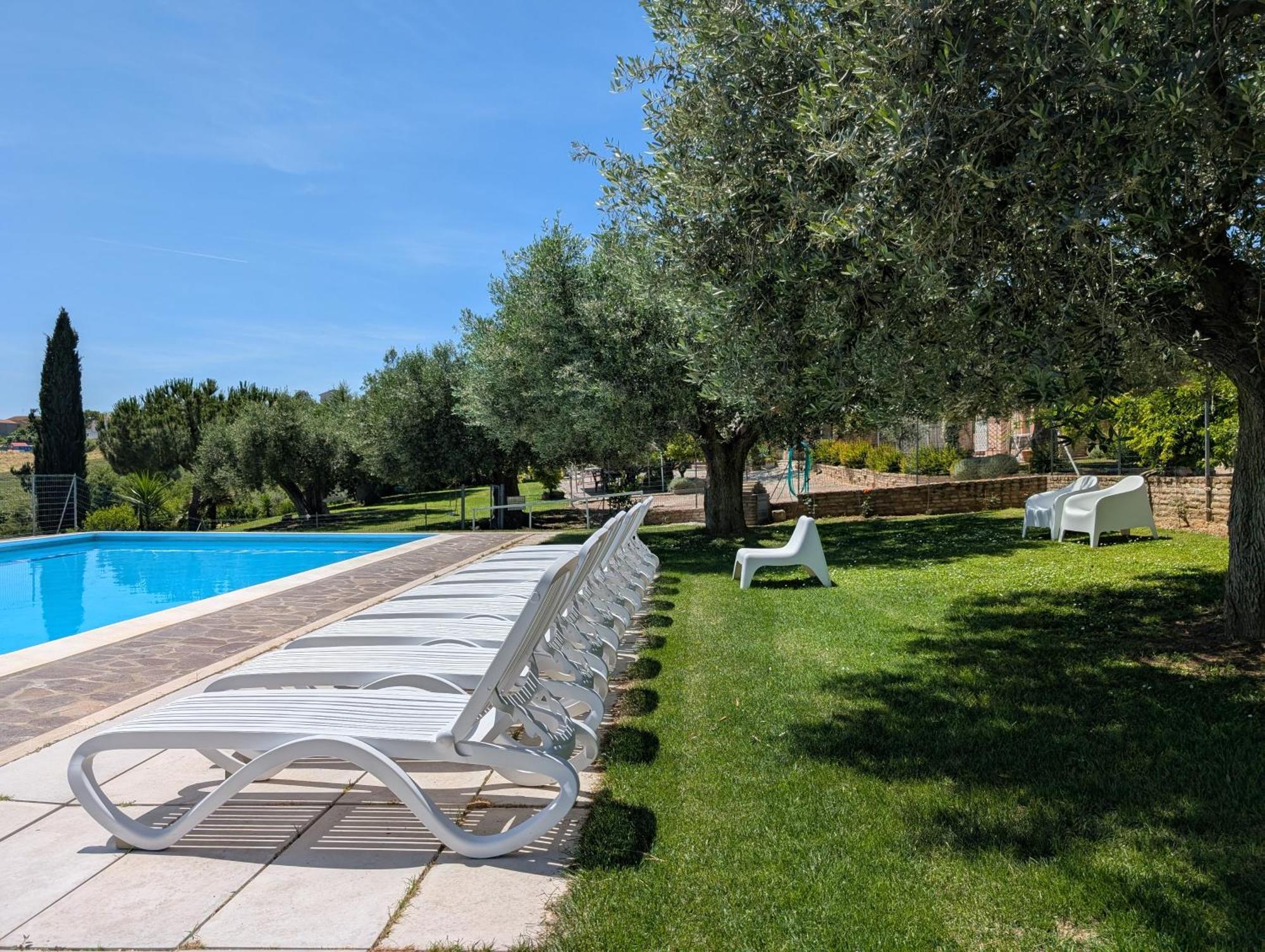 Agriturismo Case Al Sole 로레토 외부 사진